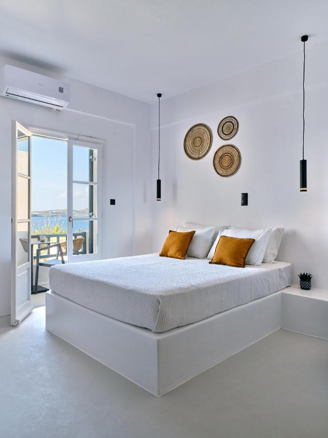 Paros Five Senses Aparthotel Exterior photo