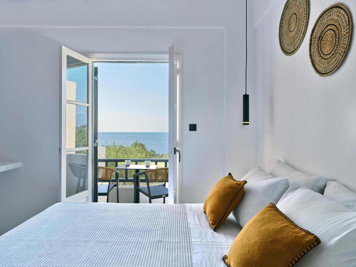 Paros Five Senses Aparthotel Exterior photo