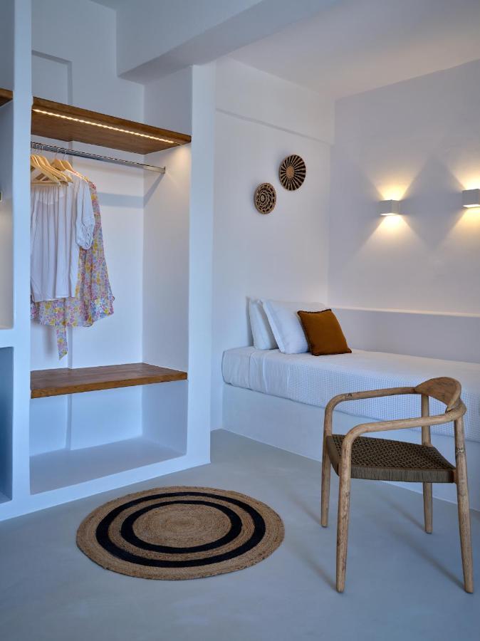 Paros Five Senses Aparthotel Exterior photo