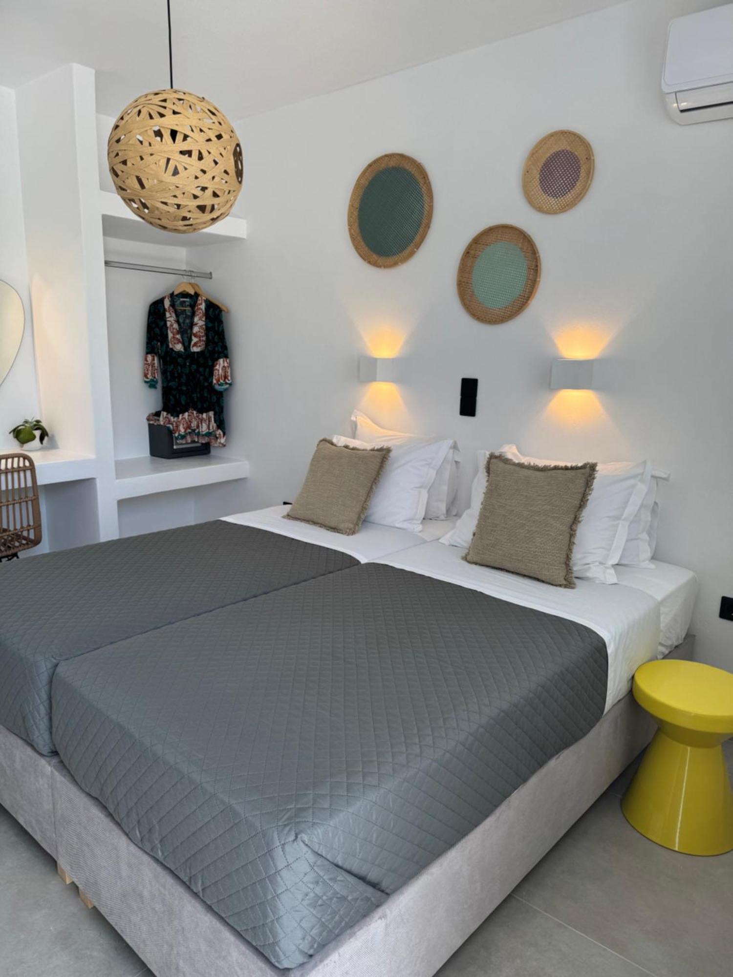 Paros Five Senses Aparthotel Room photo