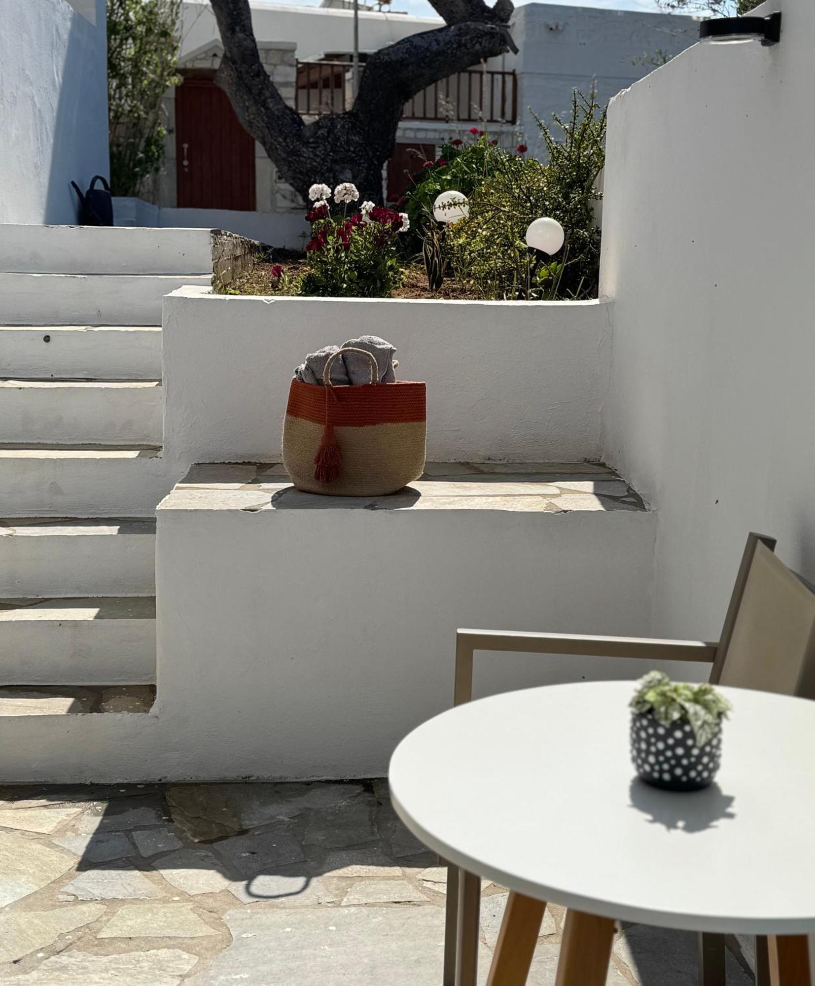 Paros Five Senses Aparthotel Room photo